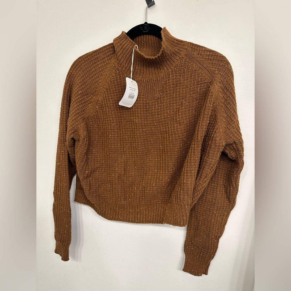Fin & Vince chocolate confetti crop sweater
